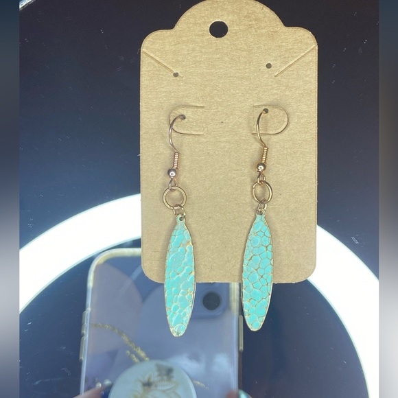 Made by Me 💛 Gold Tone Earrings with Turquoise Overlay - Picture 3 of 5